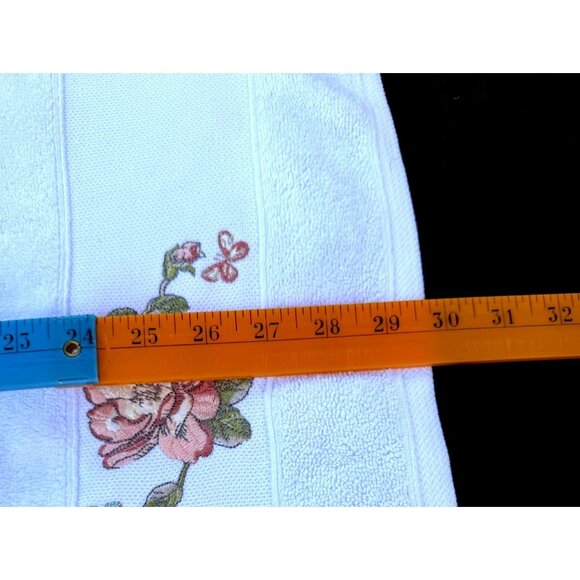 3 small 3 Medium Avanti Cotton Vintage Peach Rose Embroidered Bathroom Towels - Picture 9 of 15